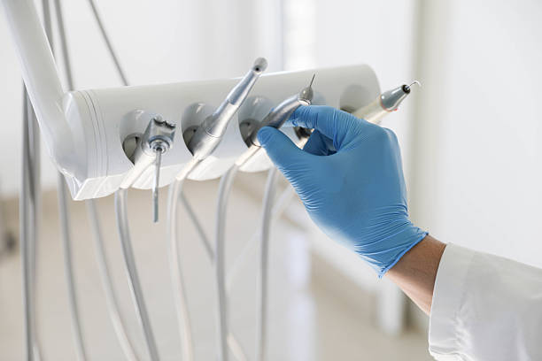 Professional Teeth Whitening technician working in Kentucky, KY